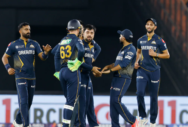 gujarat titans vs rajasthan royals standings