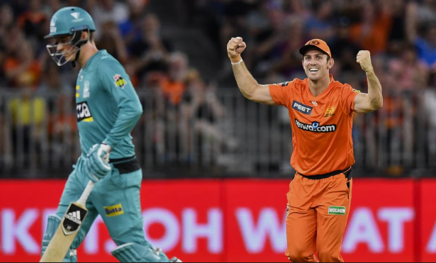 perth scorchers vs brisbane heat timeline