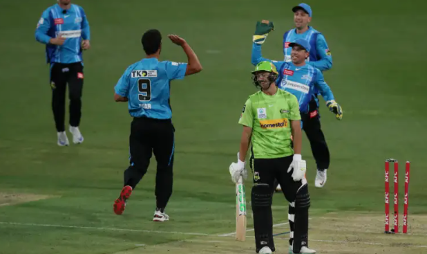 adelaide strikers vs sydney thunder timeline